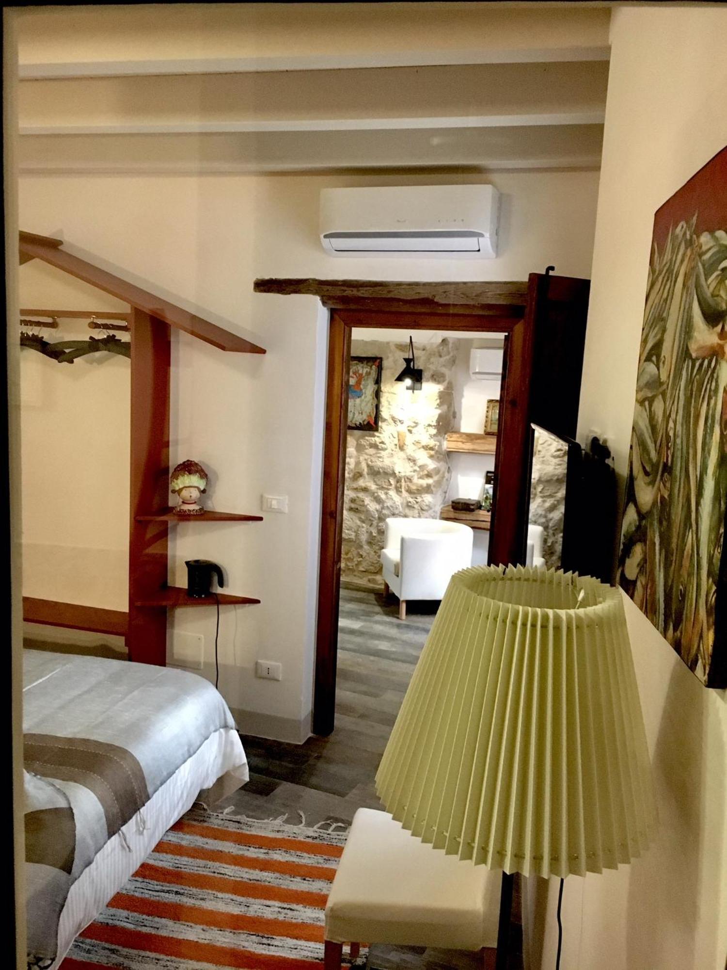 Locanda Sette Fate Spa E Solarium Палермо Стая снимка