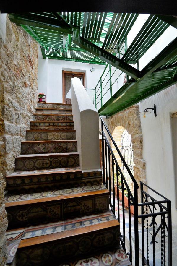Locanda Sette Fate Spa E Solarium Палермо Екстериор снимка